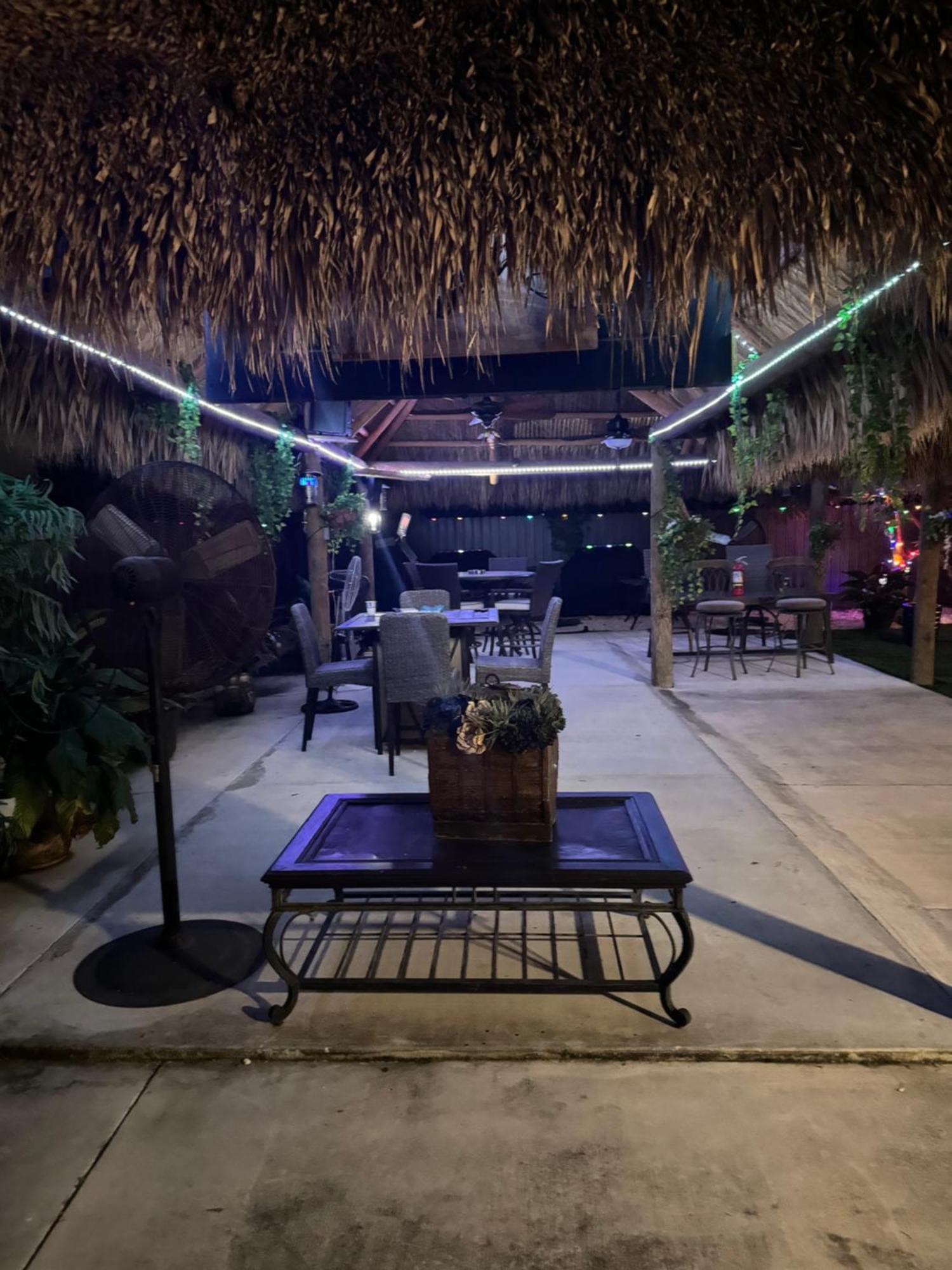 Paradise Oasis1 Golden Glades Buitenkant foto